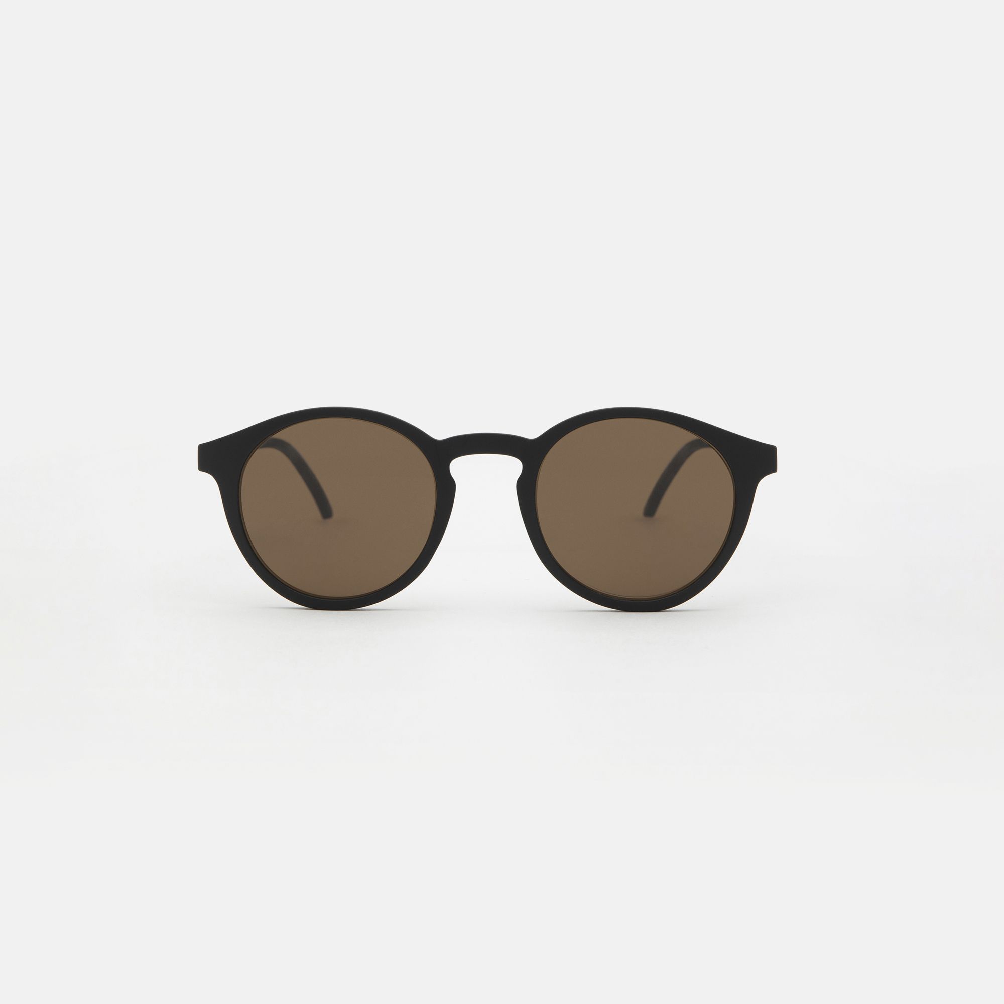 Medium Charcoal black